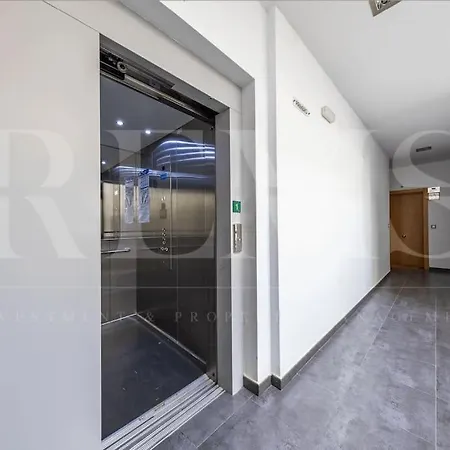 Appartement Inviting In The Center By Rems